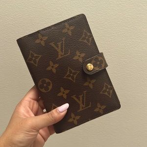 {Louis Vuitton} Monogram Small Ring Agenda